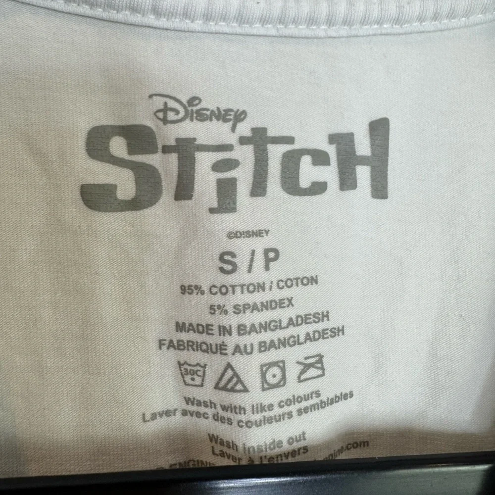 Disney Stitch White cropped T-Shirt size small - Picture 3 of 4